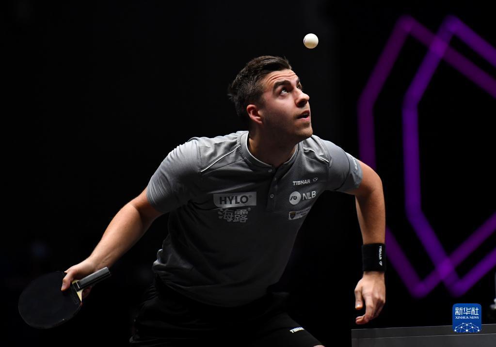 三管齐下 三管齐下