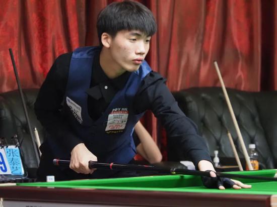 勇士升至第 勇士升至第