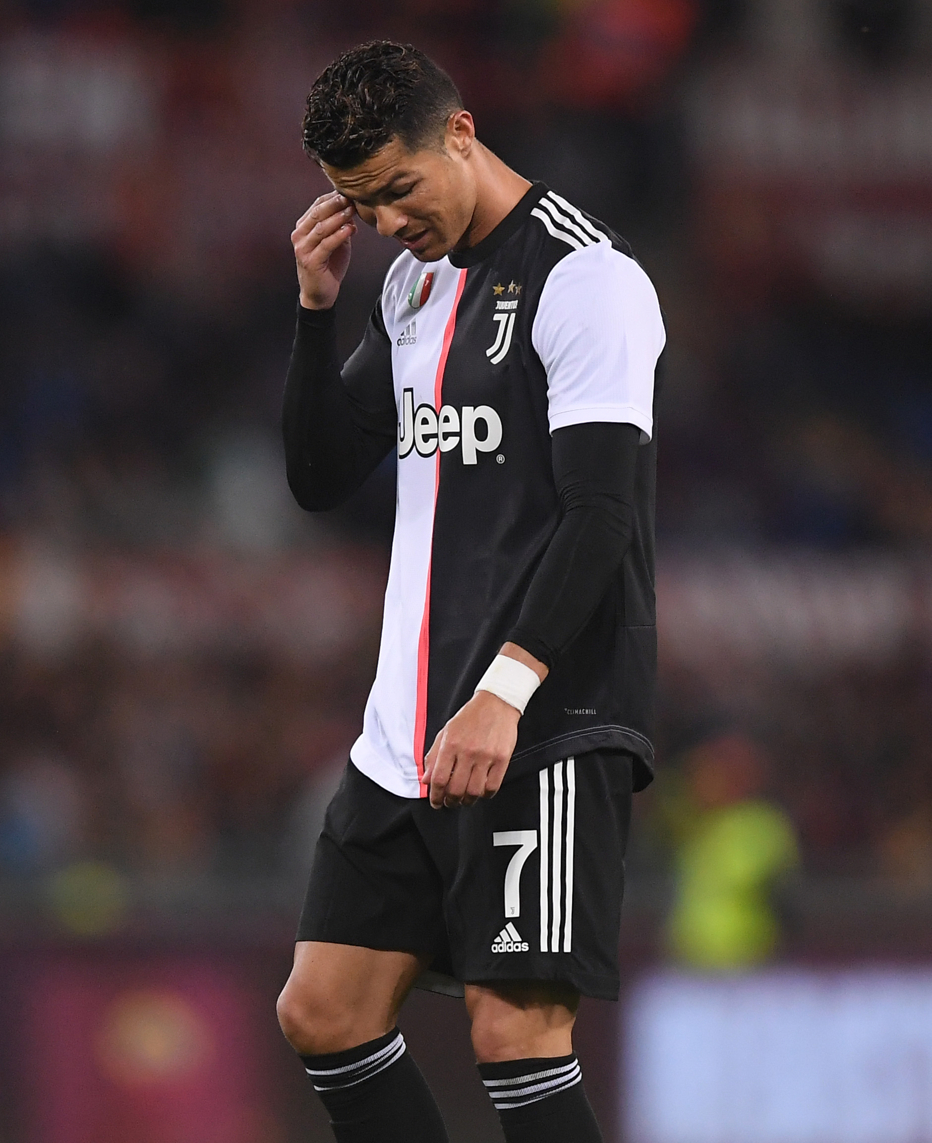 麦科勒姆以 麦科勒姆以